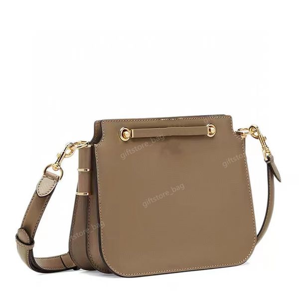 giftstore_bag 2021 bag new luxury one shoulder diagonal straddle portable leather women'sbag high-end quality zlh 4 colors
giftstore_bag 2021 bag new luxury one shoulder diagonal straddle portable leather women'sbag high-end quality zlh 4 colors