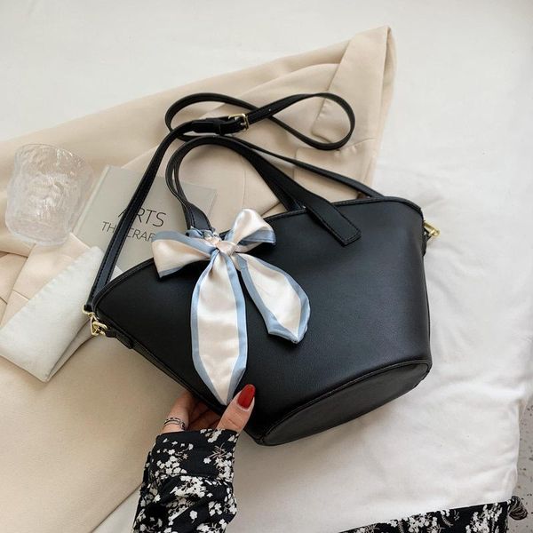 evening bags pu leather crossbody for women 2021 women's luxury trending chain shoulder handbags
evening bags pu leather crossbody for women 2021 women's luxury trending chain shoulder handbags