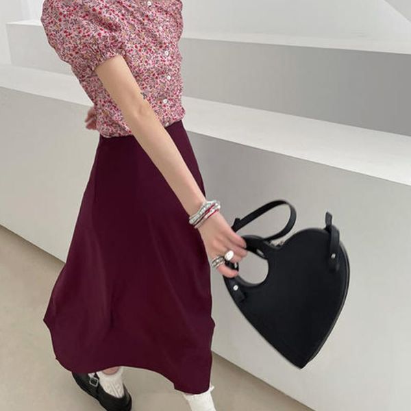 evening bags cool girls heart shape shoulder bag fashion designer women's hollow out small messenger pu leather female purse handbags
evening bags cool girls heart shape shoulder bag fashion designer women's hollow out small messenger pu leather female purse handbags