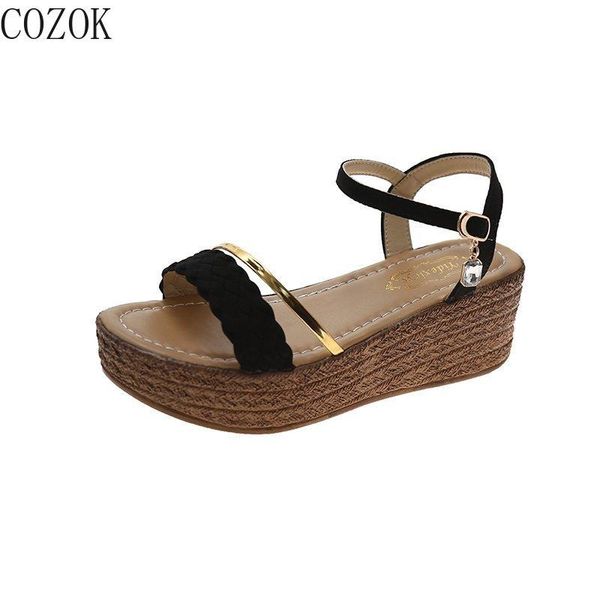fashion women's sandals leisure all-match outdoor women's shoes personalized shoes thick-soled sandals 2021, Black
fashion women's sandals leisure all-match outdoor women's shoes personalized shoes thick-soled sandals 2021, Black