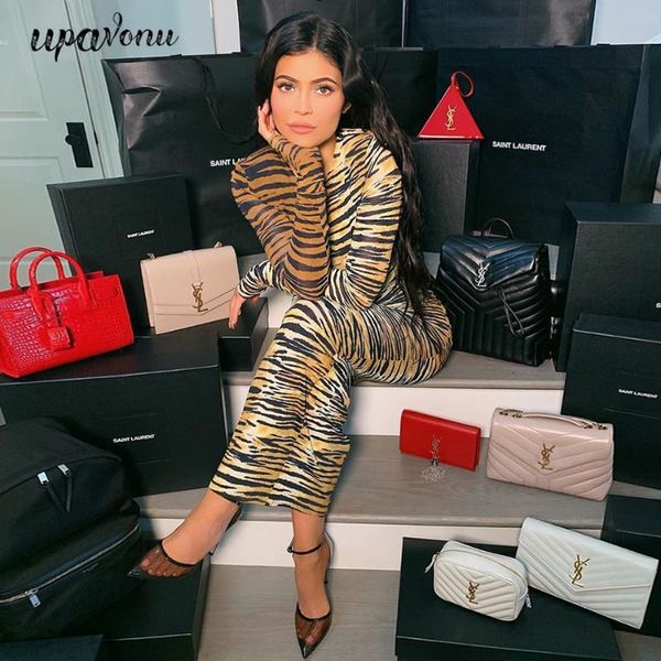 casual dresses 2021 tiger print brown celebrity party dress bodycon crew neck long sleeve maxi vestidos kyliejenner, Black;gray
casual dresses 2021 tiger print brown celebrity party dress bodycon crew neck long sleeve maxi vestidos kyliejenner, Black;gray