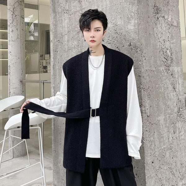 men's vests knitted vest v-neck handsome sweater korean trend solid color streetwear male clothing 2021 autumn fashion, Black;white
men's vests knitted vest v-neck handsome sweater korean trend solid color streetwear male clothing 2021 autumn fashion, Black;white
