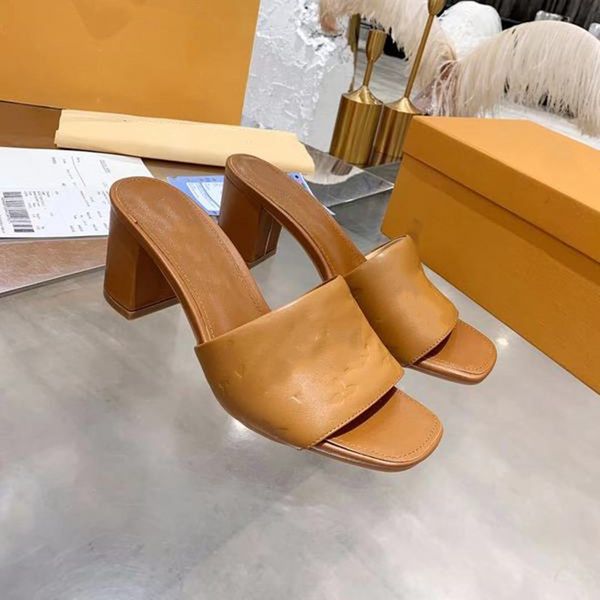 2021 women summer fashion beach shoes,flip-flops jelly casual sandals,flat bottomed slippers,bowknot,rivets, beach shoes, Black
2021 women summer fashion beach shoes,flip-flops jelly casual sandals,flat bottomed slippers,bowknot,rivets, beach shoes, Black