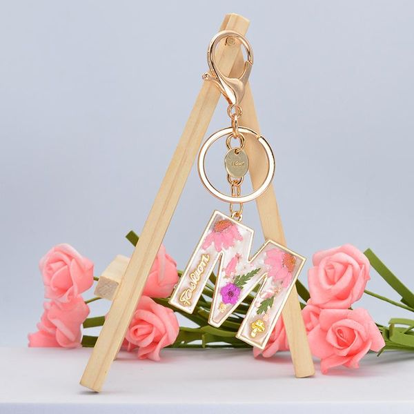 keychains trendy 26 letter pendant key chain ring women men dried flower keychain a to z keyring holder luxury charm bag accessories gift, Silver
keychains trendy 26 letter pendant key chain ring women men dried flower keychain a to z keyring holder luxury charm bag accessories gift, Silver