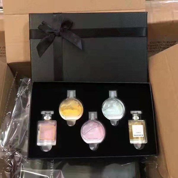 car air freshener in stock high brand perfume parfum five piece set 7.5ml*5 lasting fresh fragrance and fast delivery
car air freshener in stock high brand perfume parfum five piece set 7.5ml*5 lasting fresh fragrance and fast delivery
