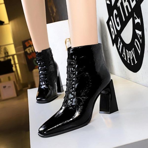 boots 2021 black leather boot women faux fur woman patent winter womens ankle high heel shoes snow shoe
boots 2021 black leather boot women faux fur woman patent winter womens ankle high heel shoes snow shoe