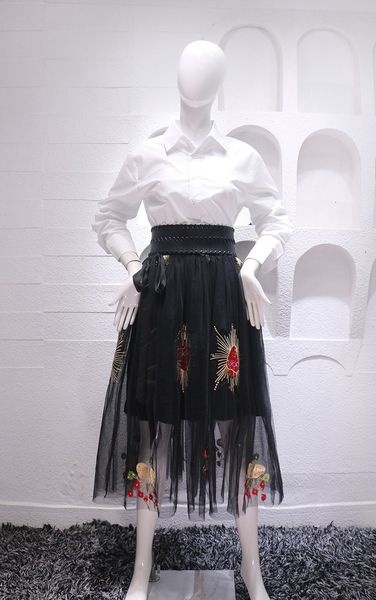 2021 new runway designers black mesh embroidery midi skirts women spring vintage high waist pleated skirt mujer faldas i6zd
2021 new runway designers black mesh embroidery midi skirts women spring vintage high waist pleated skirt mujer faldas i6zd