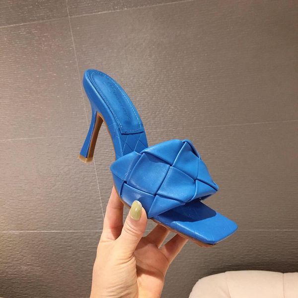 new brand design shoes woman slipers 2020 summer square toe high heels sandals women weave good quality dress shoes white blue, Black
new brand design shoes woman slipers 2020 summer square toe high heels sandals women weave good quality dress shoes white blue, Black