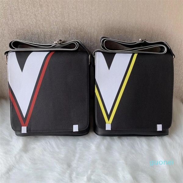 designer mens shoulder bags man genuine leather briefcases men handbag messenger bag men wedding dress crossbody bag 2021
designer mens shoulder bags man genuine leather briefcases men handbag messenger bag men wedding dress crossbody bag 2021