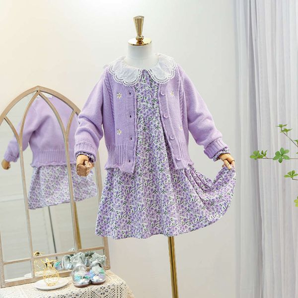 2021 girls' children's sweater new cardigan spring long sleeve floral skirt baby's two piece dress, White
2021 girls' children's sweater new cardigan spring long sleeve floral skirt baby's two piece dress, White