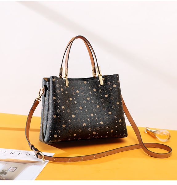 business lady elegant handbags large capacity commuter style signature bag for women pvc purse shoulder bags
business lady elegant handbags large capacity commuter style signature bag for women pvc purse shoulder bags