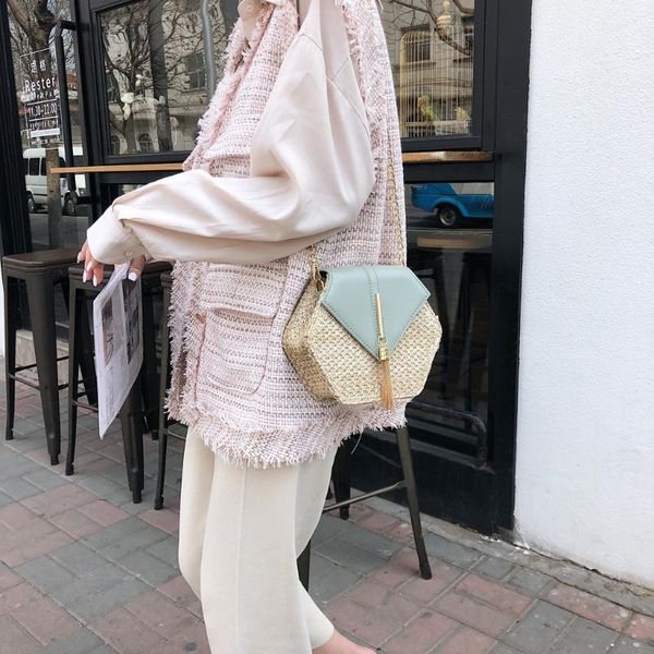 fashion women retro weave leather tassel chain bag straw main material appliques decoration crossbody bag shoulder bags
fashion women retro weave leather tassel chain bag straw main material appliques decoration crossbody bag shoulder bags