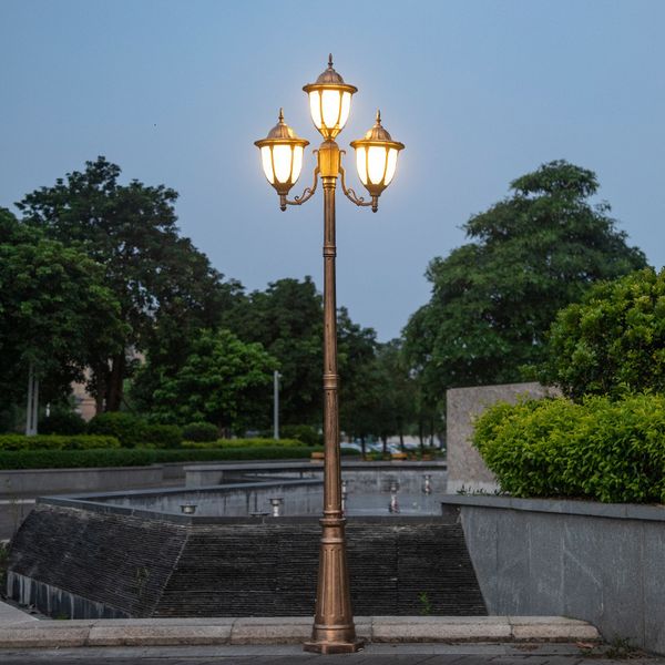2021 new europe courtyard street in the open air proof dwaterproof water lawns retro villa park scenery lighting 4cp9
2021 new europe courtyard street in the open air proof dwaterproof water lawns retro villa park scenery lighting 4cp9