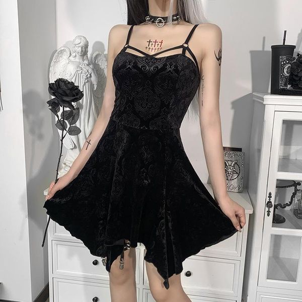 casual dresses gothfloral pattern black dress retro harajuku high waist velour mini dark elegant spaghetti straps lady partywear, Black;gray
casual dresses gothfloral pattern black dress retro harajuku high waist velour mini dark elegant spaghetti straps lady partywear, Black;gray