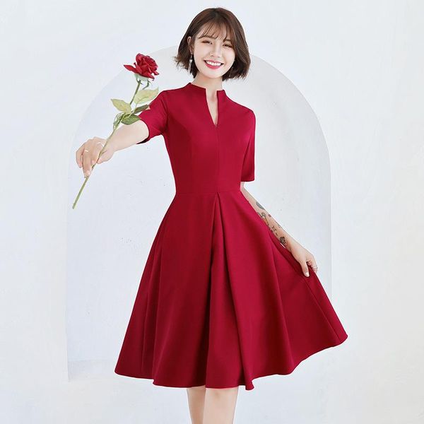 ethnic clothing v-neck short sleeve satin lady a-line dresses bride wedding prom skirt mid-length gown spring large size dress vestidos, Red
ethnic clothing v-neck short sleeve satin lady a-line dresses bride wedding prom skirt mid-length gown spring large size dress vestidos, Red