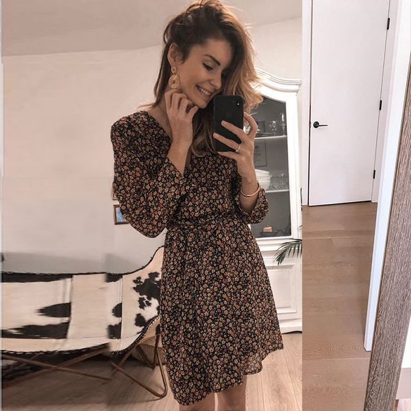 2021 new autumn vintage chiffon ruffles floral women casual sleeve a line print v neck boho female long party vestidos x2lj, Black;gray
2021 new autumn vintage chiffon ruffles floral women casual sleeve a line print v neck boho female long party vestidos x2lj, Black;gray