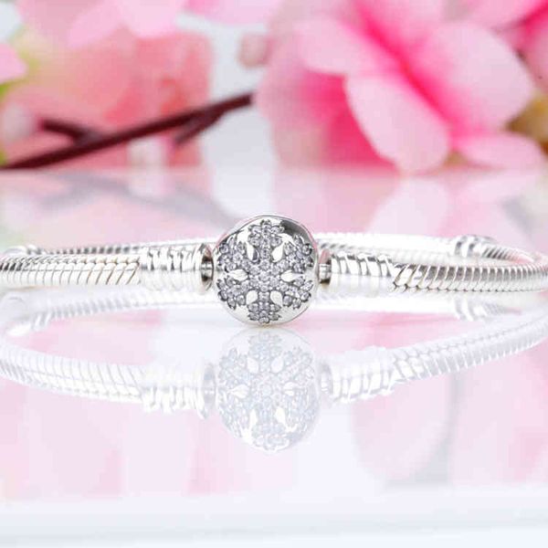 100% genuine 925 sterling silver crystal snowflake clasp bracelet for women jewelry christmas gift, Golden;silver
100% genuine 925 sterling silver crystal snowflake clasp bracelet for women jewelry christmas gift, Golden;silver