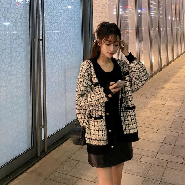 spring/autumn woman sweaters england style v-neck single breasted knitted cardigan women houndstooth ladies korean coat, White
spring/autumn woman sweaters england style v-neck single breasted knitted cardigan women houndstooth ladies korean coat, White