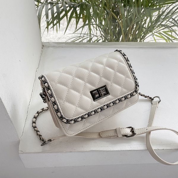 2021 summer fashion embroidered thread chain single shoulder bag buckle xiangfeng small square bag messenger female mobile phone
2021 summer fashion embroidered thread chain single shoulder bag buckle xiangfeng small square bag messenger female mobile phone
