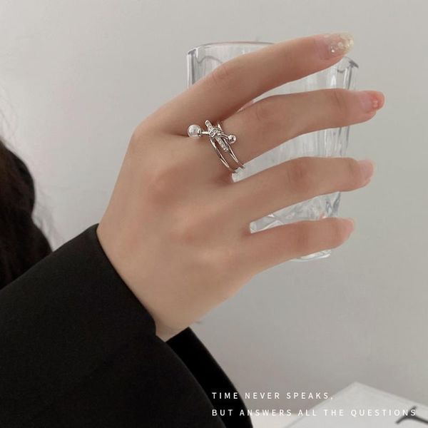 cluster rings 2021 diamond inlaid pearl woman ring design luxury high fashion electroplating jewelry, Golden;silver
cluster rings 2021 diamond inlaid pearl woman ring design luxury high fashion electroplating jewelry, Golden;silver