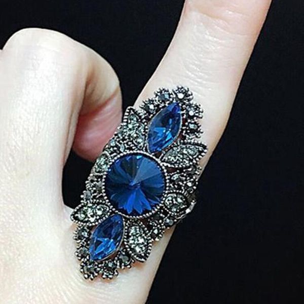 wedding rings 2021 arrival unique vintage jewelry blue crystal big ring for women ancient silver color punk female party gift, Slivery;golden
wedding rings 2021 arrival unique vintage jewelry blue crystal big ring for women ancient silver color punk female party gift, Slivery;golden