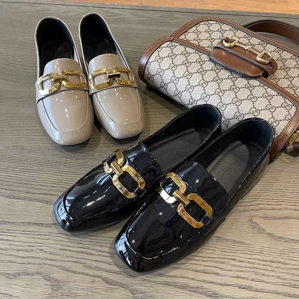 soft to bone single shoe jin mouth texture sheep patent leather square toe slope heel soft face lefu sho a9221
soft to bone single shoe jin mouth texture sheep patent leather square toe slope heel soft face lefu sho a9221