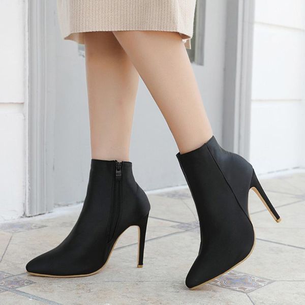 boots pointed autumn velvet fabric women slim woman party wedding shoes winter large size 35-42, Black
boots pointed autumn velvet fabric women slim woman party wedding shoes winter large size 35-42, Black