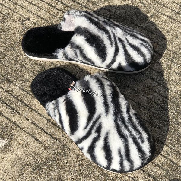 slippers designer girl fashion fur wholesale faux cross indoor floor slides diamond, Black
slippers designer girl fashion fur wholesale faux cross indoor floor slides diamond, Black