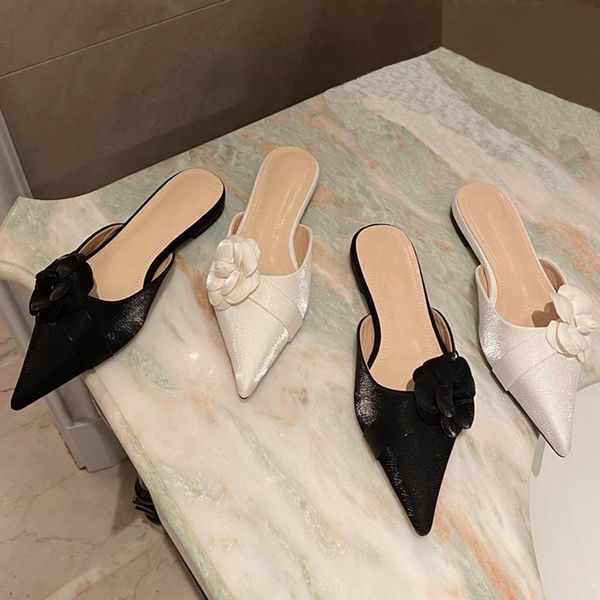 slippers 2021 flower pointed toe slip on flip flops ladies black slides sandals fashion summer casual outdoor women mules flats
slippers 2021 flower pointed toe slip on flip flops ladies black slides sandals fashion summer casual outdoor women mules flats