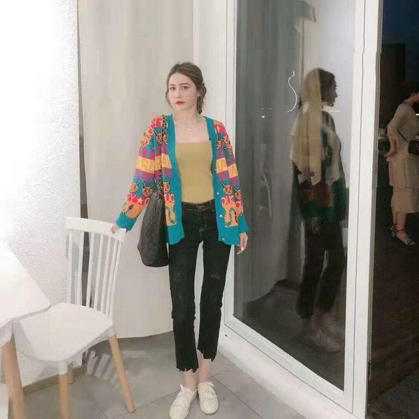 women's knits & tees autumn winter 2021 v-neck cardigan letter jacquard pattern loose button net infrared set knitting line cute sweate, White
women's knits & tees autumn winter 2021 v-neck cardigan letter jacquard pattern loose button net infrared set knitting line cute sweate, White