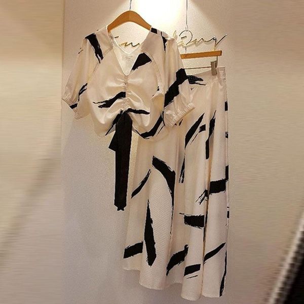 women's two piece pants olgitum skirt set summer women korean v-neck elegant fashion ink printing long a-line suit pieces ws153, White
women's two piece pants olgitum skirt set summer women korean v-neck elegant fashion ink printing long a-line suit pieces ws153, White