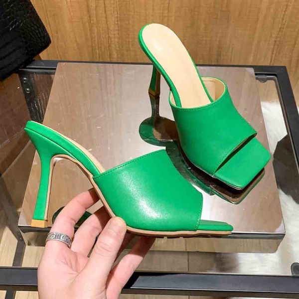 7.5cm women sandal shoes summer peep toe high heels slipper woman wedding sandals black leather high heel shoe pumps wedge y200620
7.5cm women sandal shoes summer peep toe high heels slipper woman wedding sandals black leather high heel shoe pumps wedge y200620
