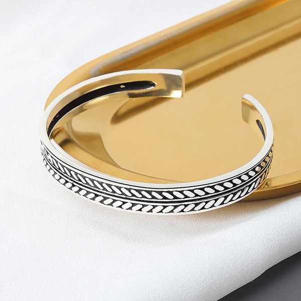 bangle selling tibetan silver color vintage feather leaves pattern open bracelet for women men, Black
bangle selling tibetan silver color vintage feather leaves pattern open bracelet for women men, Black