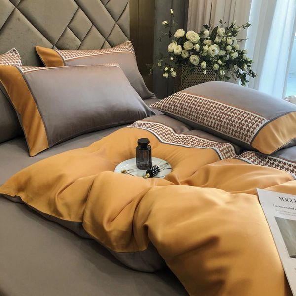 bedding sets 80 thread tencel lyocell set silky summer naked sleep simple duvet cover soft bed sheet pillowcase king 4 pcs
bedding sets 80 thread tencel lyocell set silky summer naked sleep simple duvet cover soft bed sheet pillowcase king 4 pcs