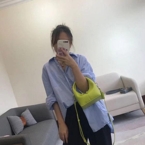 design handbag 2021 trend mini portable shoulder bag for women, Red;black
design handbag 2021 trend mini portable shoulder bag for women, Red;black