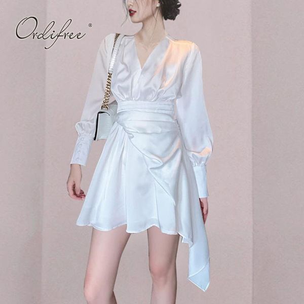 casual dresses ordi2021 spring summer women satin dress long sleeve asymmetrical short party streetwear, Black;gray
casual dresses ordi2021 spring summer women satin dress long sleeve asymmetrical short party streetwear, Black;gray
