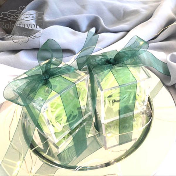 12pcs 6x6x6cm clear acrylic square box favors candy boxes party decoration gifts macaron boxes chocolate package supplies, Silver
12pcs 6x6x6cm clear acrylic square box favors candy boxes party decoration gifts macaron boxes chocolate package supplies, Silver