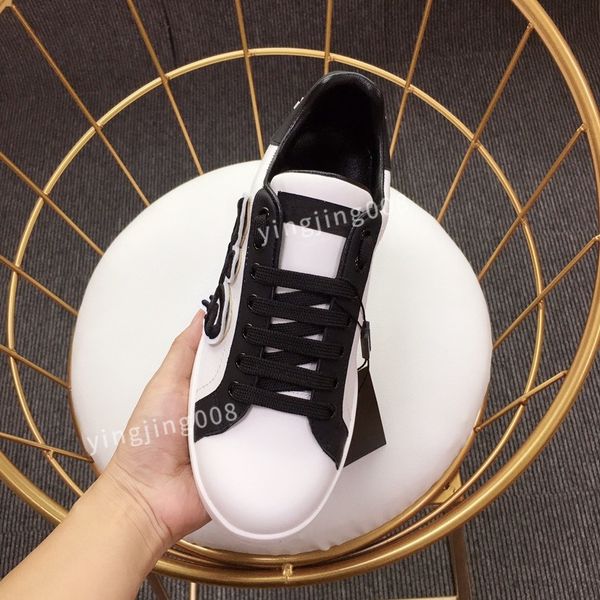 brand designer casual shoes men low sole canvas shoes leather black white original sole sneakers2023
brand designer casual shoes men low sole canvas shoes leather black white original sole sneakers2023