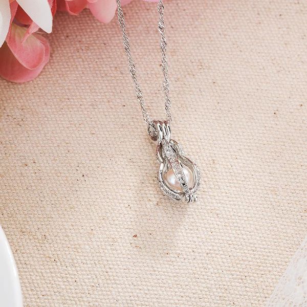 chains design peanut shape personality creative hollow small box pendant cage women's dark luminous short necklace, Silver
chains design peanut shape personality creative hollow small box pendant cage women's dark luminous short necklace, Silver