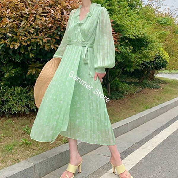 2021 new feminino babados lanterna manga longa meados bezerro renda floral primavera vero fresco vestido de frias qsdj, Black;gray
2021 new feminino babados lanterna manga longa meados bezerro renda floral primavera vero fresco vestido de frias qsdj, Black;gray