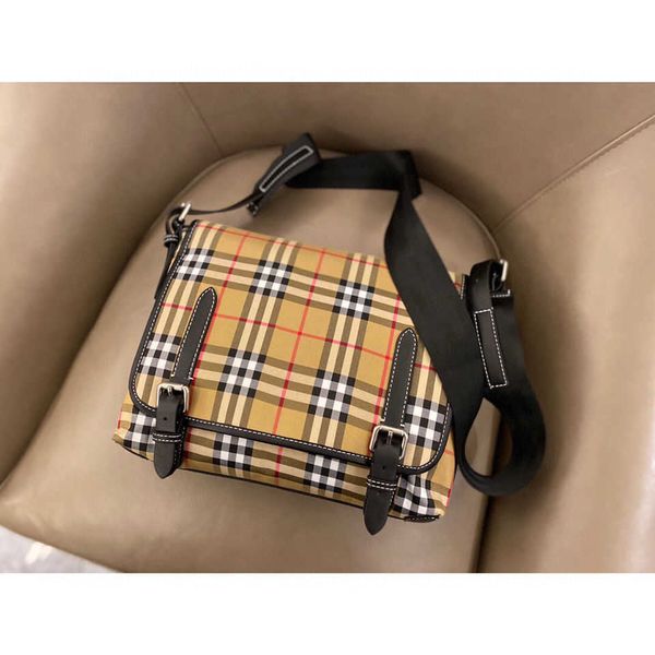 handbag 2021 spring new fashion men's and women's universal messenger bag handbag zly
handbag 2021 spring new fashion men's and women's universal messenger bag handbag zly