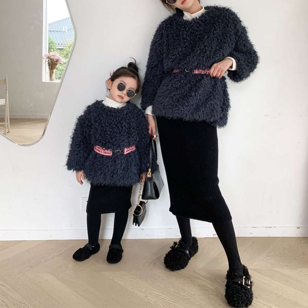 parent-child winter new children's clothing play girl's baby with plush blue sweater belt qd75
parent-child winter new children's clothing play girl's baby with plush blue sweater belt qd75
