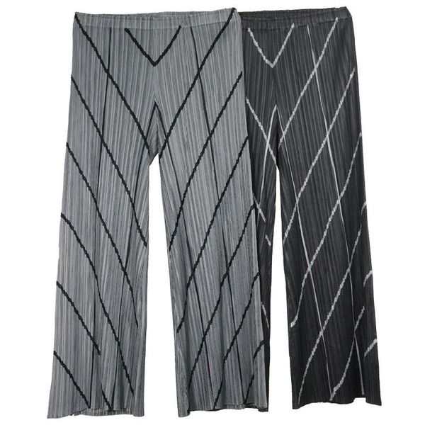 women's pants & capris plus size women 2021 autumn all matched loose stretch miyake pleated casual straight high waist wide leg female, Black;white
women's pants & capris plus size women 2021 autumn all matched loose stretch miyake pleated casual straight high waist wide leg female, Black;white