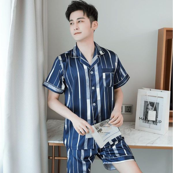 men's sleepwear spring and summer 2pcs ice silk pajamas suit short sleeve shirt shorts fashion stripe, Black;brown
men's sleepwear spring and summer 2pcs ice silk pajamas suit short sleeve shirt shorts fashion stripe, Black;brown