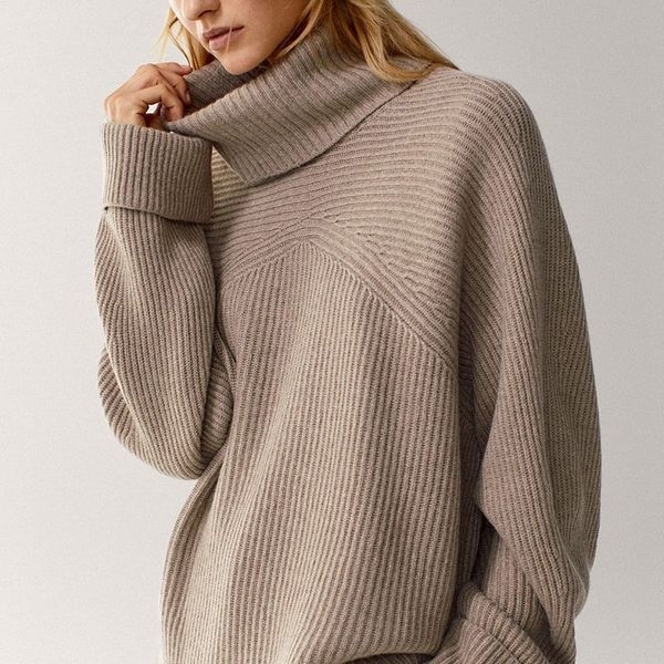 2021 autumn and winter new loose high neck cloak-style wide-sleeved sweater casual fashion all-match 4yxw, White;black
2021 autumn and winter new loose high neck cloak-style wide-sleeved sweater casual fashion all-match 4yxw, White;black