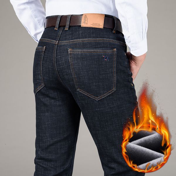 2021 winter new men's warm and thick business classic style black blue cotton straight denim male brand trousers couh
2021 winter new men's warm and thick business classic style black blue cotton straight denim male brand trousers couh