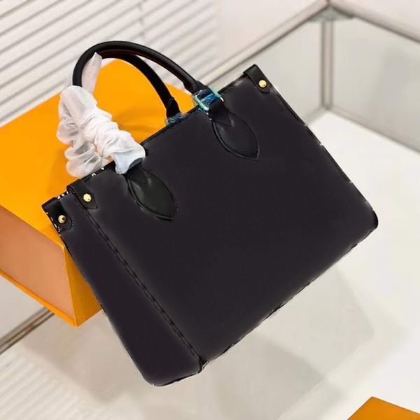 luxurys designers handbags sacoche shoulder bag square classic retro fashion brand women's genuine leather letter alloy versatile the t
luxurys designers handbags sacoche shoulder bag square classic retro fashion brand women's genuine leather letter alloy versatile the t