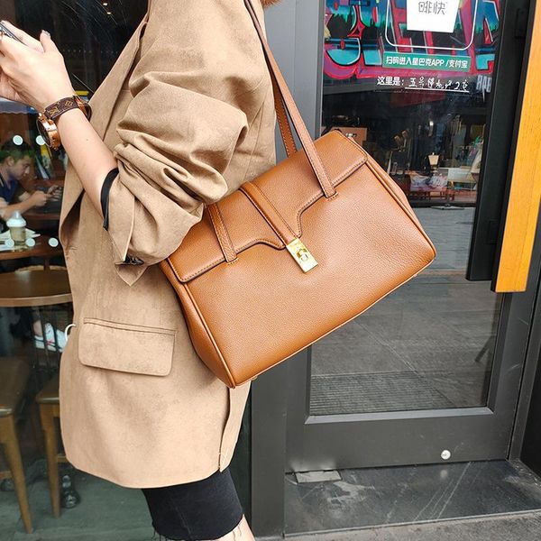 evening bags gaohe 2021 achiko liu wen same leather tote bag soft16 one shoulder portable women's
evening bags gaohe 2021 achiko liu wen same leather tote bag soft16 one shoulder portable women's