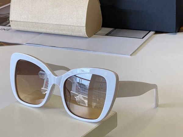 summer sunglasses for men and women cat eye style 4348 anti-ultraviolet retro plate full frame fashion eyeglasses random box, White;black
summer sunglasses for men and women cat eye style 4348 anti-ultraviolet retro plate full frame fashion eyeglasses random box, White;black