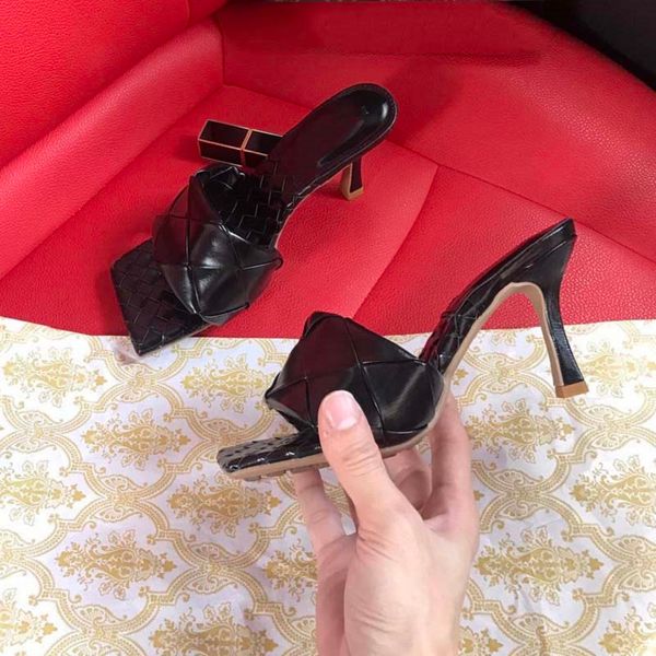 heels women dress shoes leather and ostrich feather sandals logo heel square design sandal two highly exquisite comfortable green with box, Black
heels women dress shoes leather and ostrich feather sandals logo heel square design sandal two highly exquisite comfortable green with box, Black